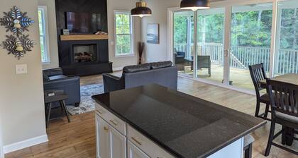 Getaway with "No Egrets"! Your Lake Gaston haven awaits you!