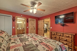 2 habitaciones, tabla de planchar con plancha, wifi y ropa de cama 