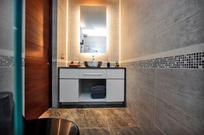 Shower, hair dryer, towels, soap - TWO BEDROOMS, TWO BLOCKS FROM THE BEACH (Puerto Vallarta)