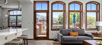 Kestrel Corner, Prime Downtown Location, Views Galore, Tastefully Appointed!!