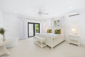 4 bedrooms, iron/ironing board, WiFi, bed sheets - Moonflower Villa: Luxe Oasis in Sunset Crest, Holetown (Sunset Crest)