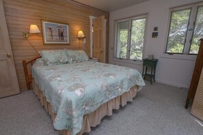 5 slaapkamers, een bureau, internet, beddengoed