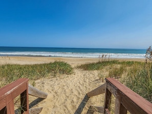 Beach nearby - Jus' Ducky - Sip coffee and take in the beautiful ocean views with this oceanfront home! (Southern Shores)