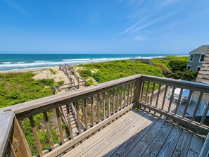 Property grounds - Carolina Dreamin' - Oceanfront 5 BR Home with community pool - Dogs Allowed (Duck)