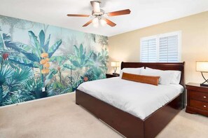 4 bedrooms, desk, iron/ironing board, travel crib - 4BR Scottsdale Tempe Oasis! Heated Pool & Hot Tub! (Tempe)