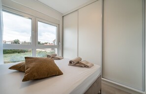 1 chambre, fer et planche à repasser, lit parapluie, Wi-Fi gratuit