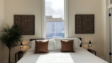 3 bedrooms, iron/ironing board, travel crib, free WiFi