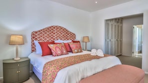 4 chambres, fer et planche Ă repasser, Wi-Fi gratuit, draps fournis