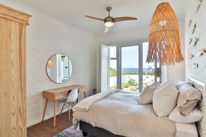 3 chambres, bureau, fer et planche à repasser, Wi-Fi gratuit