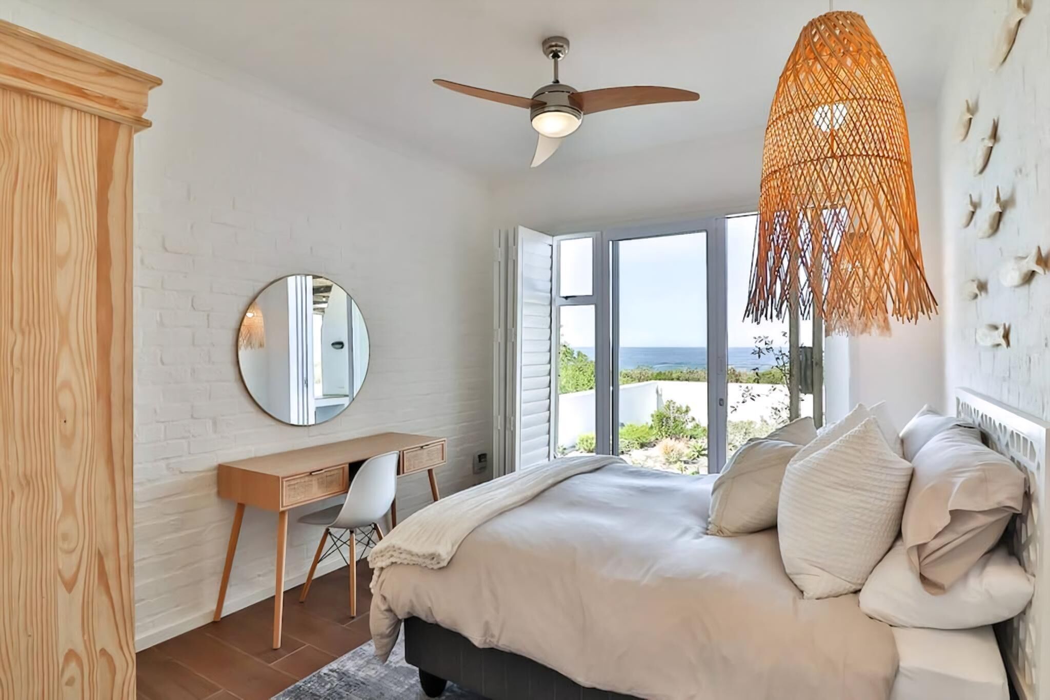 3 chambres, bureau, fer et planche à repasser, Wi-Fi gratuit