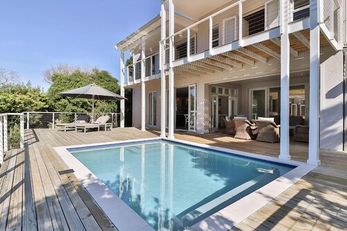 Riverside Manor | Banks of Onrus lagoon | Pool