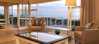 Home with an Ocean View | Voelklip