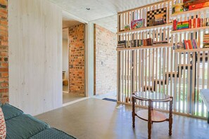 Interior - House Fynbos | Designer home | Sea & mountain view (Onrus)