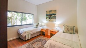 Unclassified image, 4 of 27, button - Seaside Symphony Villa | Walking distance to Grotto Beach (Hermanus)
