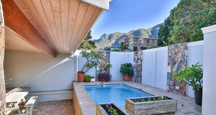 Sea Valley Lodge IV | 180 degree sea view