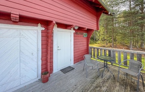 Outdoor dining - 2 bedroom awesome home in Grue Finnskog (Grue Finnskog)