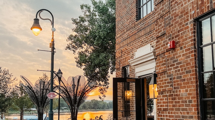 Hatchery Riverside Hotel & Event Venue