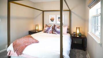 4 quartos, ferros/tábuas de passar roupa, Wi-Fi, roupa de cama