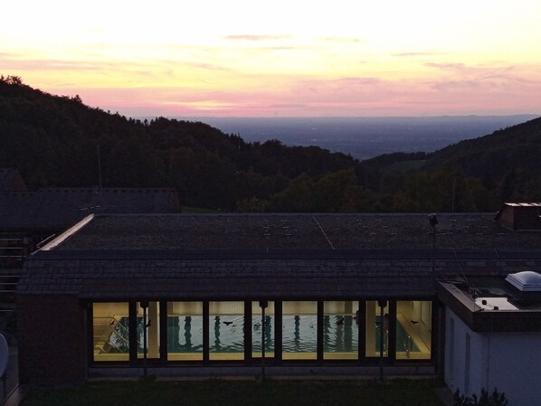 Innenpool, beheizter Pool