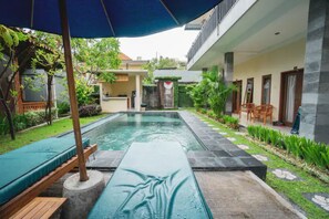 Alberca al aire libre