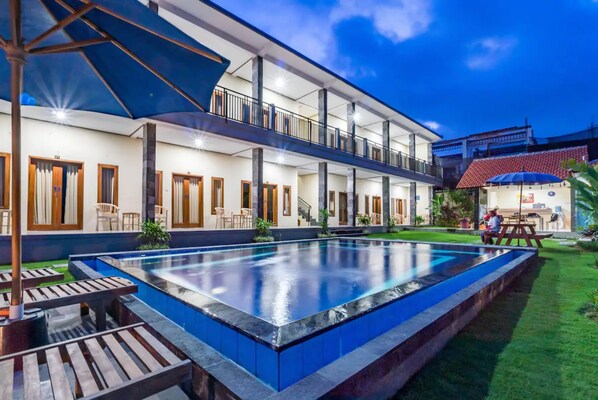 Alberca al aire libre