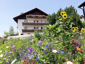 Property grounds - Apartment Säntis, 45 sqm with Balcony and Wi-Fi (Lindau am Bodensee)