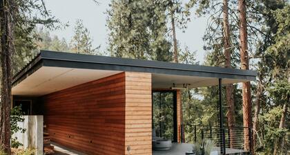 The Overlook - Modern Leavenworth Cabin with beautiful views and close to town