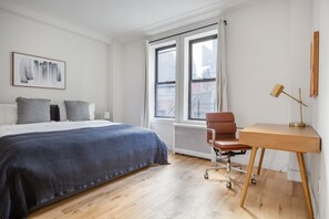 2 室のベッドルーム、アイロン / アイロン台、WiFi、ベッドシーツ