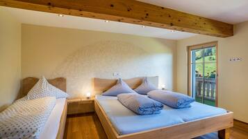 4 soveværelser, strygejern/strygebræt, gratis Wi-Fi, sengetøj