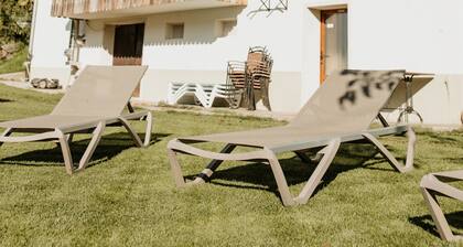 Jungbauernhof : appartement "Hof" avec vue sur la montagne, balcon et Wi-Fi