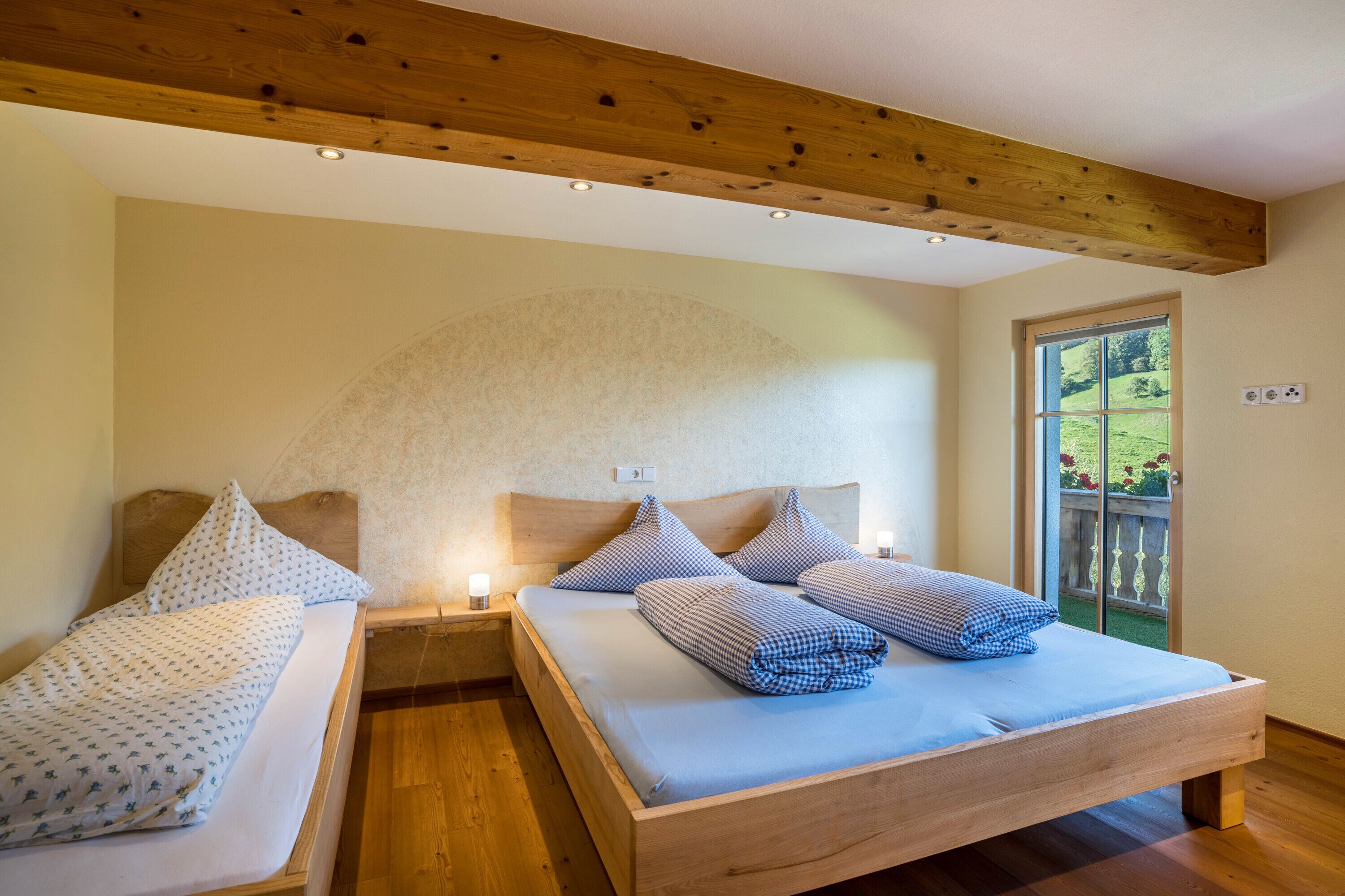 4 Schlafzimmer, Bügeleisen/Bügelbrett, kostenloses WLAN, Bettwäsche