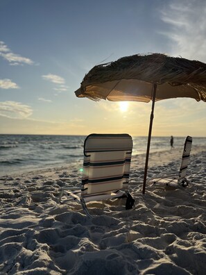 Beach nearby, sun-loungers, beach towels