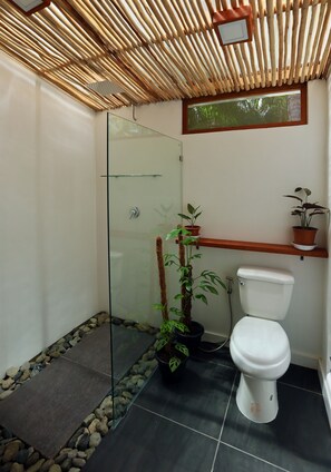 Bathroom -  LaFinca Hostel Siargao (San Isidro)