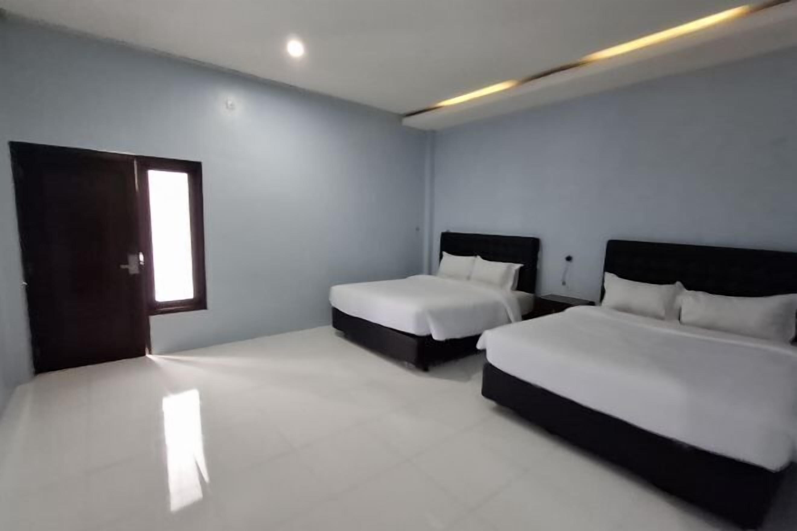 WiFi (無料)、ベッドシーツ