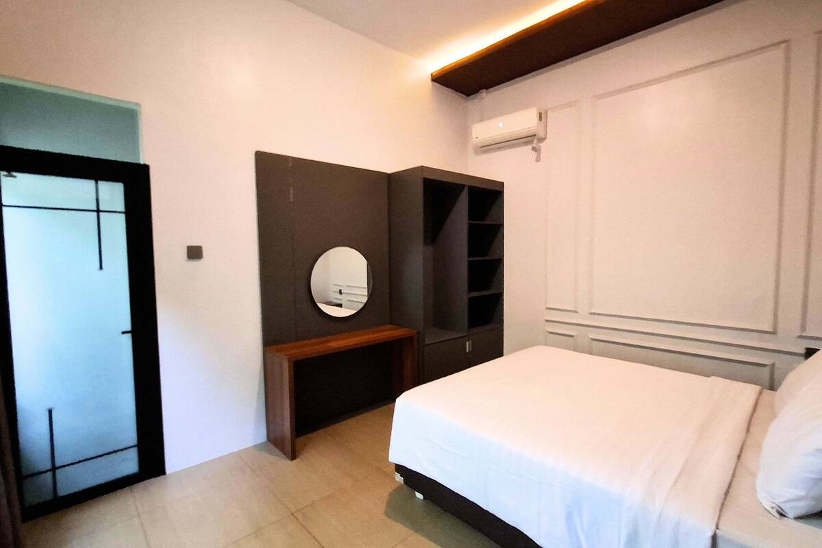 Vila, 5 kamar tidur | Wi-Fi gratis dan seprai linen