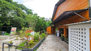 Bagian depan properti