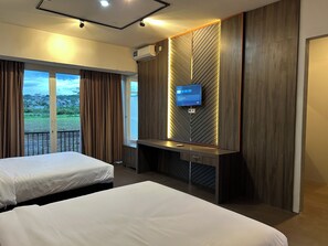 Executive Room | Free WiFi, bed sheets - Bwalk Hotel Malang (Malang)