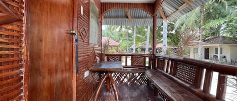 Deluxe Room Beachfront | Terrasse/Patio