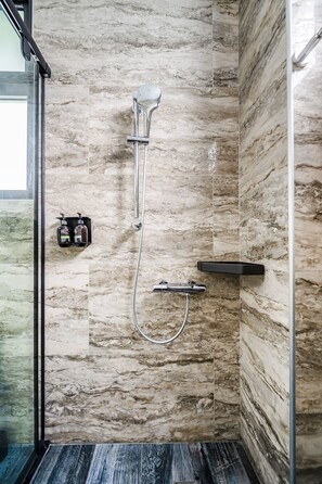 Bathroom - Dream Field (Luye)