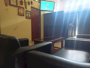Lobby - OYO 93073 Penginapan 69 (Jayapura)