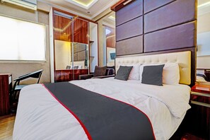 1 Schlafzimmer, Schreibtisch, laptopgeeigneter Arbeitsplatz