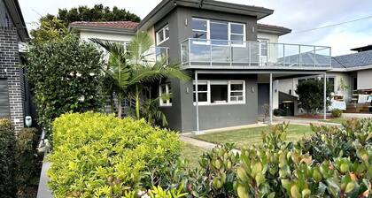 Concord 5 Bedroom home Inner West Sydney