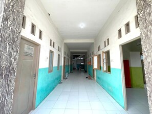 Lobby - OYO Life 93075 Nova Jaya 2 Homestay Syariah (Paciran)