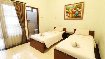 Kamar Superior, 2 Tempat Tidur Twin, balkon | Meja kerja, Wi-Fi gratis, dan seprai linen