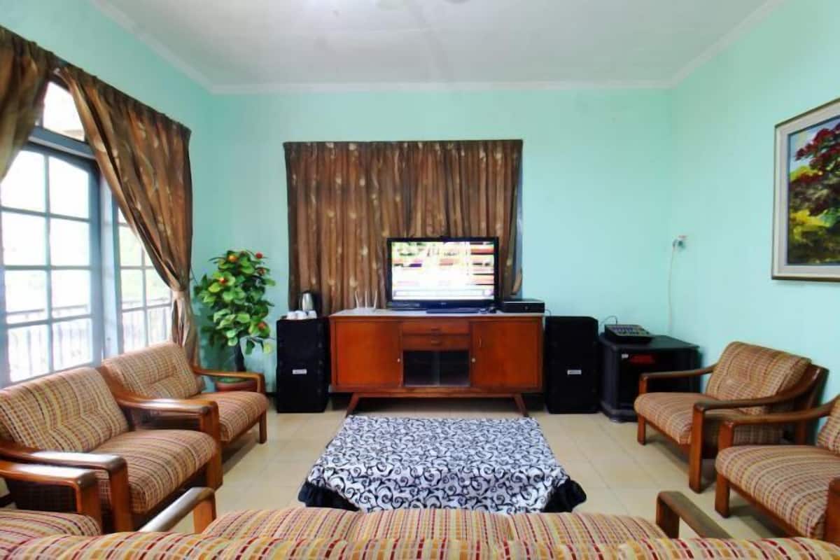 โต๊ะทำงาน, Wi-Fi ฟรี, ผ้าปูที่นอน