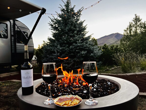 Food and drink - Cozy Couples RV Camper Retreat, Flagstaff AZ (Flagstaff)