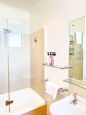Towels, soap, toilet paper - 304 ensuite studio at gouger apartment (Adelaide)