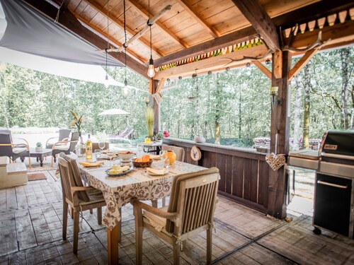 Schöne moderne Gite mit Garten und privatem Pool