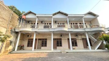 Bagian depan properti