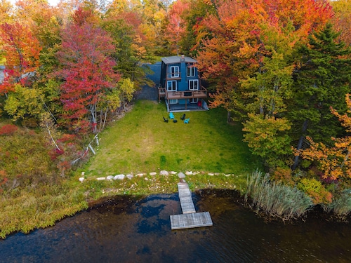 Lakefront Chalet | Fire Pit | Kayak | Dog Friendly